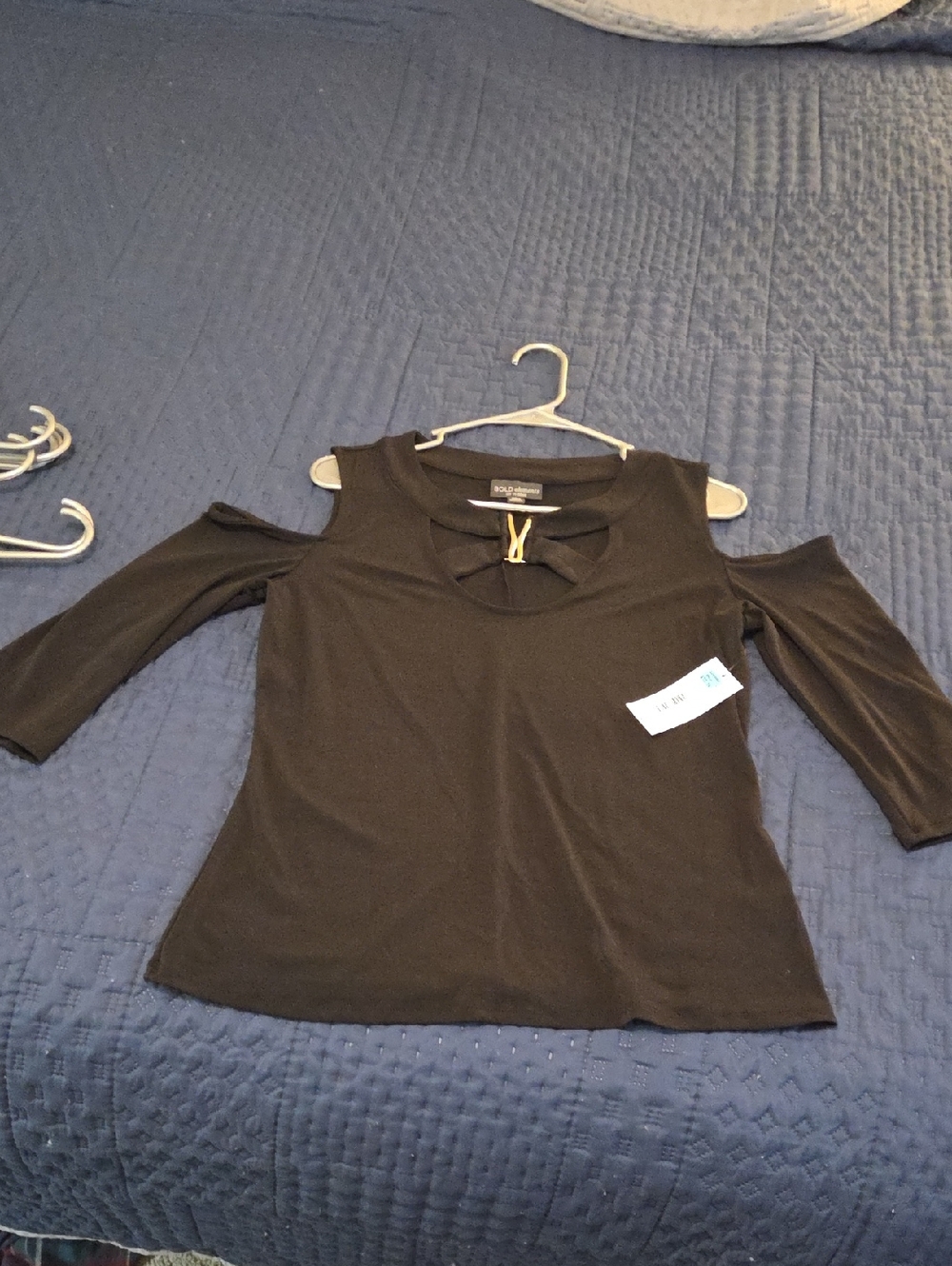 NWT Bold Elements Black Cold-Shoulder Knit Top with Front Cutout
